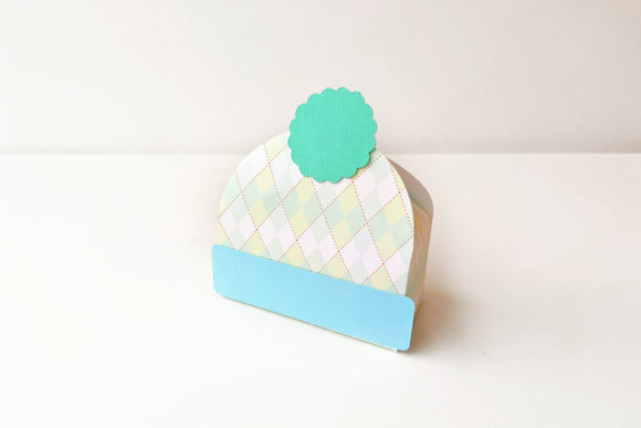 Winter Hat Gift Box SVG: 3D Shapes for Creative Design